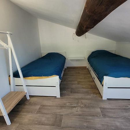 Appartement Dans Mas Provencal Arles Buitenkant foto