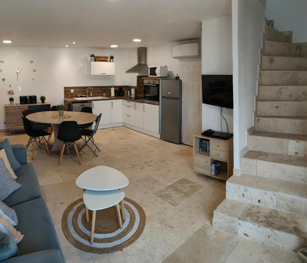 Appartement Dans Mas Provencal Arles Buitenkant foto
